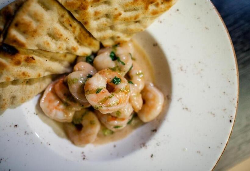 Отель Grandis Apulum