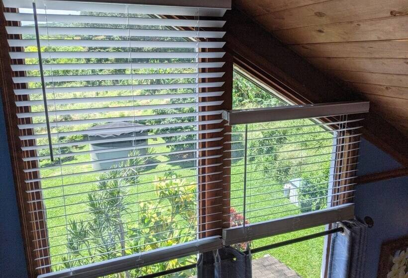 בית מלון כפרי Hamakua Guesthouse