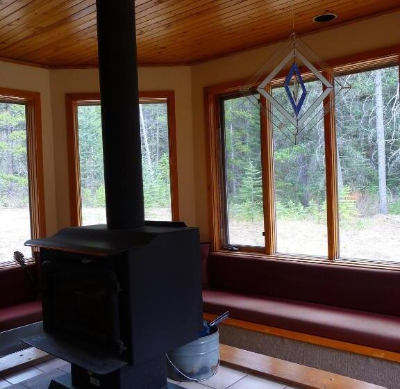 호텔 Hi Castle Mountain Hostel