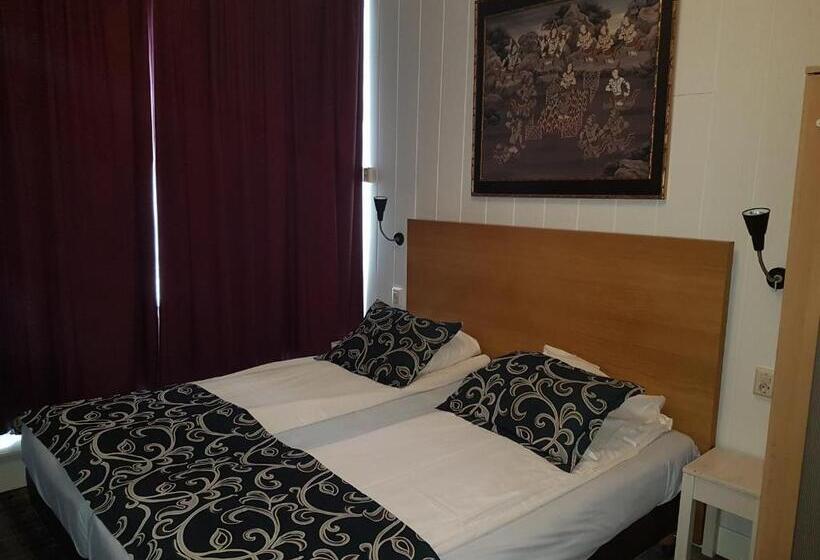 فندق Holland Lodge