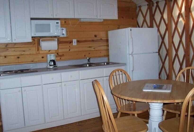 酒店 Lake Of The Springs Rv Resort