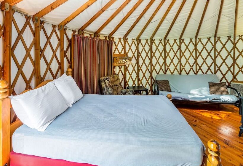 酒店 Lake Of The Springs Rv Resort