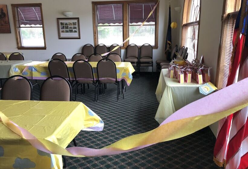 ホテル Landmark Motor Inn