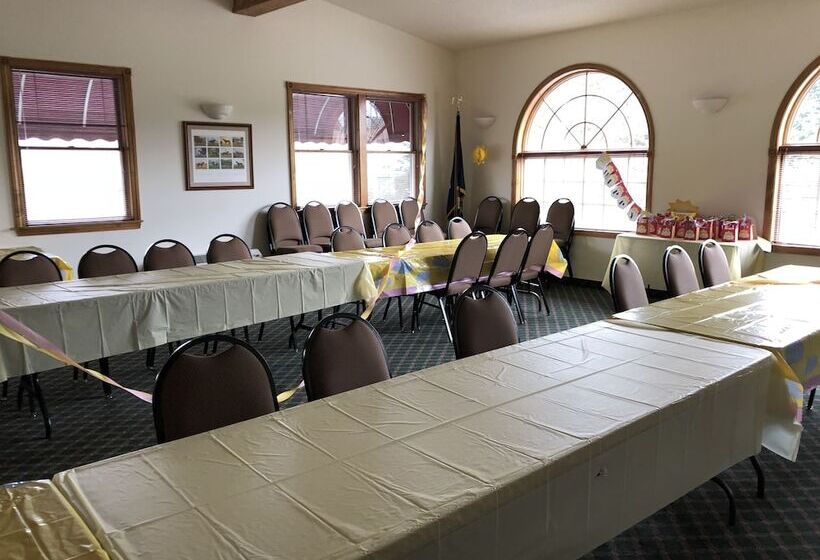 ホテル Landmark Motor Inn