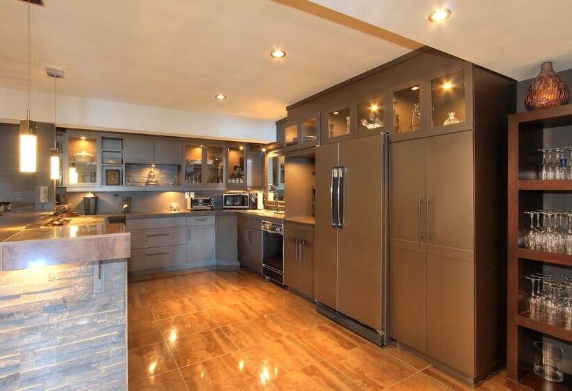 Otel Le Chateau Du Lac