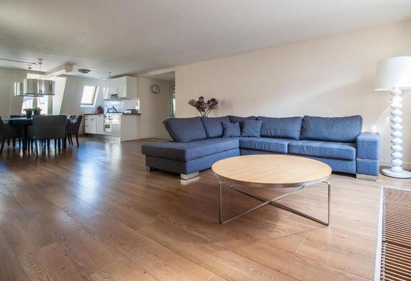 فندق Leidse Square City Center Apartments