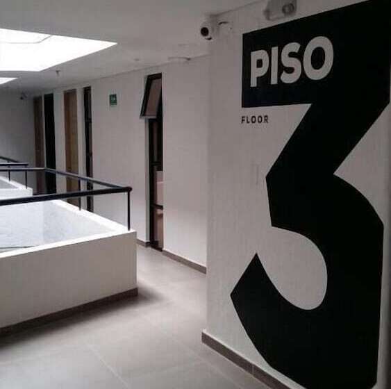 فندق Med Laureles