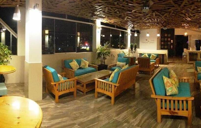 Отель Natural Green Lounge