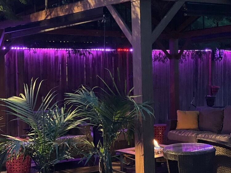 فندق Norfolk Guest House Inn