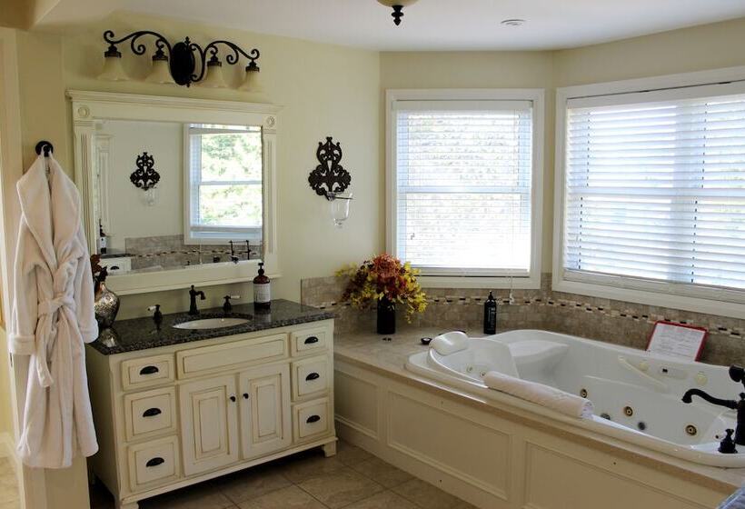 فندق Norfolk Guest House Inn