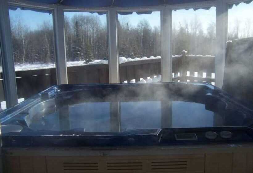 فندق North Adventure Inn