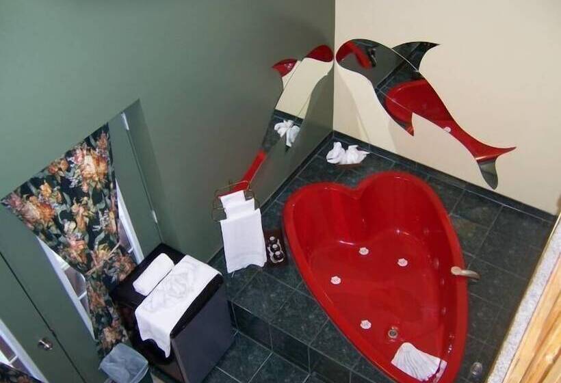 فندق North Adventure Inn