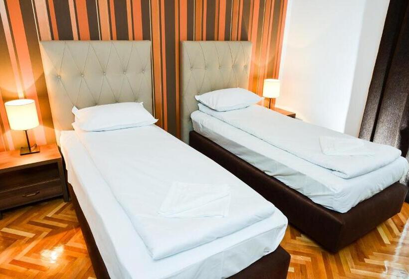 Отель Park House