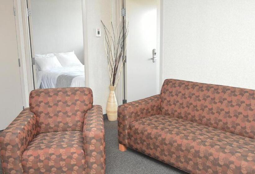 فندق Residence & Conference Centre   London