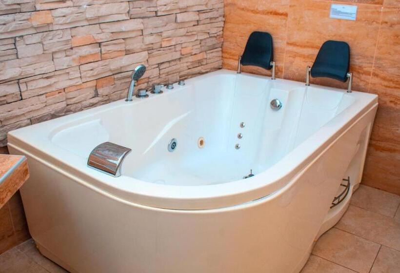 هتل Resort Thiago