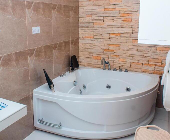 هتل Resort Thiago