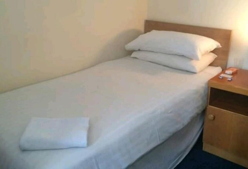 בית מלון כפרי Royal Chambers Liverpool