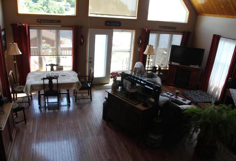 Отель Sal S Bed And Breakfast By The Sea