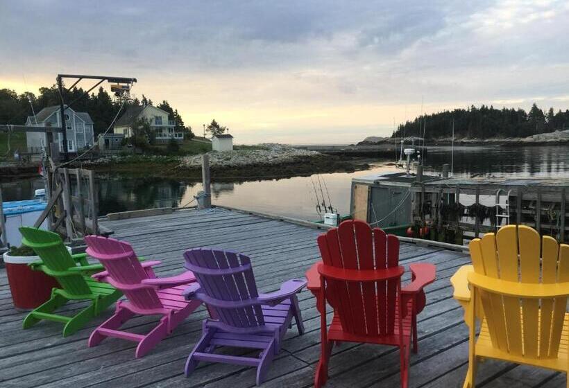 Отель Sal S Bed And Breakfast By The Sea