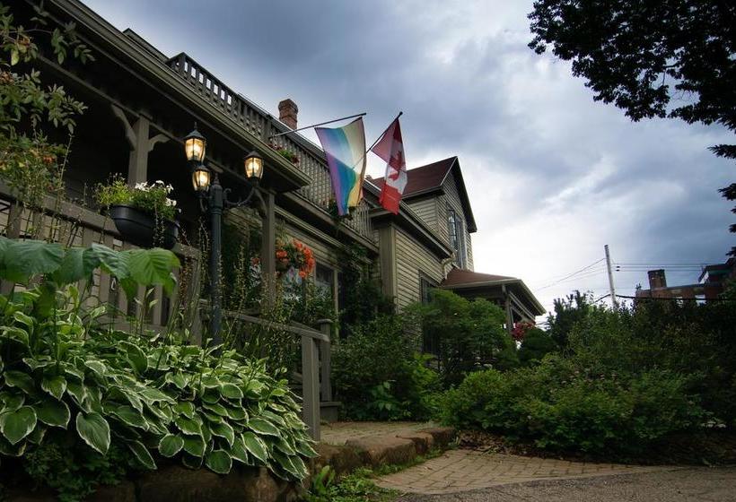 فندق Shipwright Inn