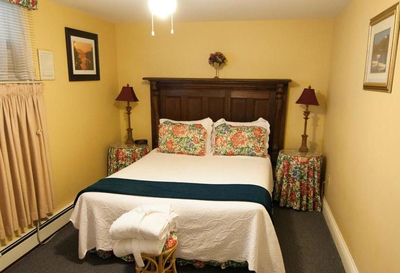 فندق Shipwright Inn