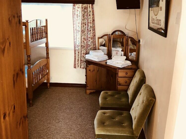 בית מלון כפרי Silverdale Lodge