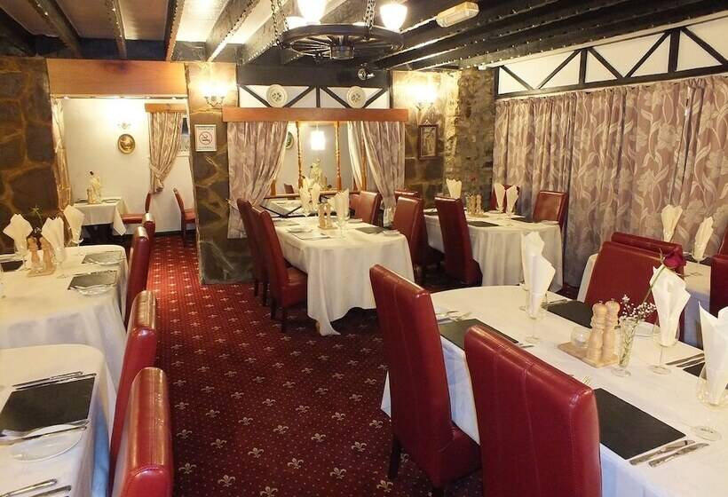 בית מלון כפרי Silverdale Lodge