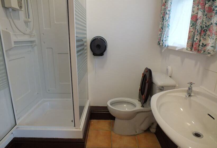 בית מלון כפרי Silverdale Lodge