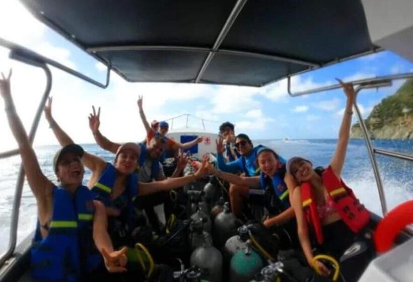 ホテル Taganga Dive Inn