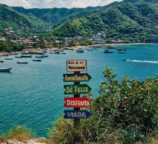 ホテル Taganga Dive Inn