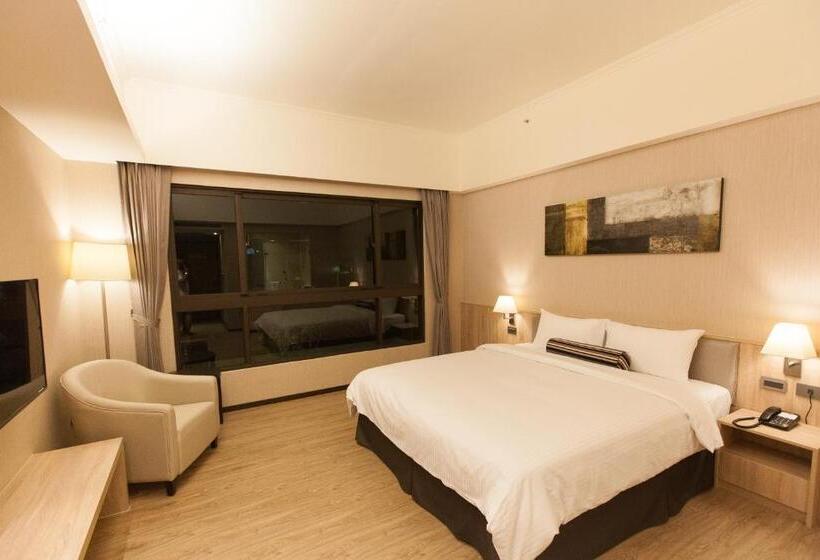 هتل The Fuli Resort Chihpen