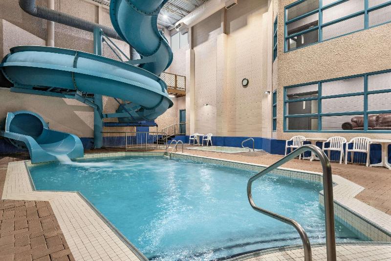 فندق Travelodge By Wyndham Brandon