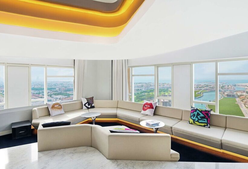V Hotel Dubai, Curio Collection By Hilton