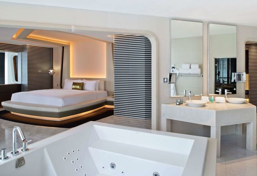 V Hotel Dubai, Curio Collection By Hilton