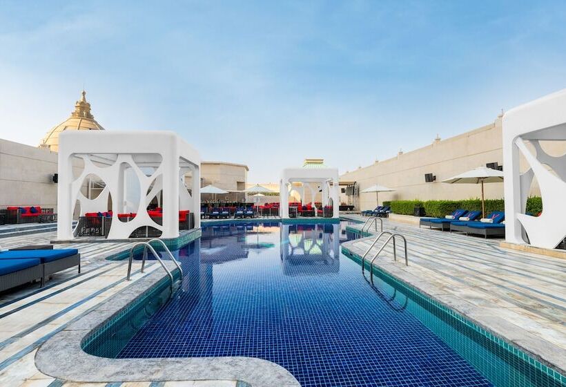 V Hotel Dubai, Curio Collection By Hilton