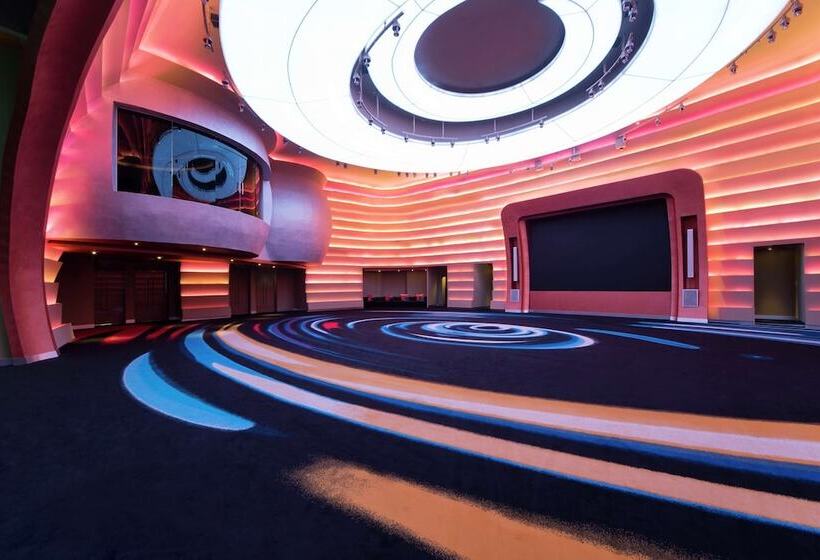 V Hotel Dubai, Curio Collection By Hilton