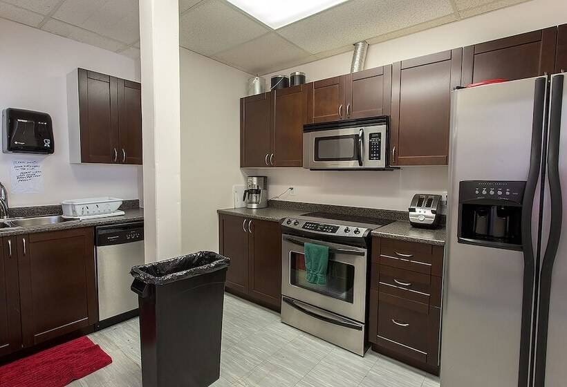 호텔 Vernon Hostel