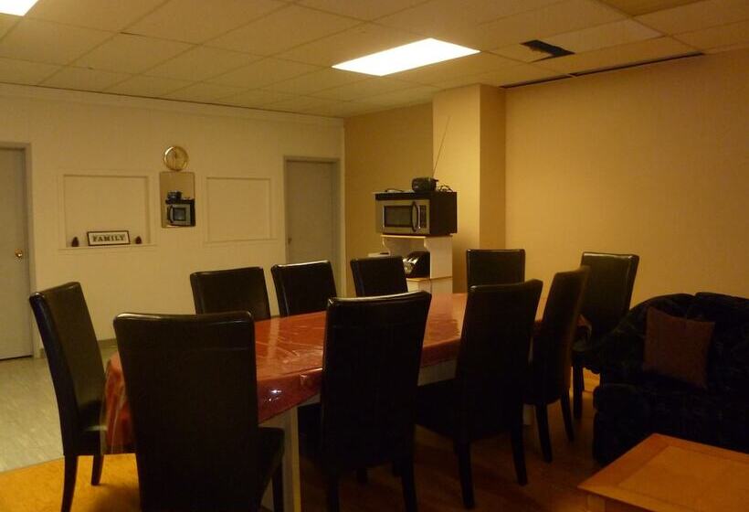 호텔 Vernon Hostel