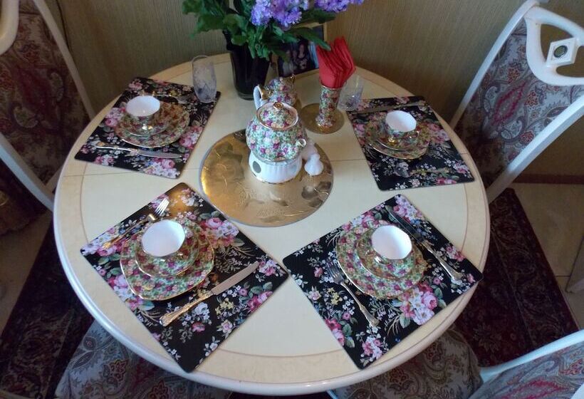 فندق Weena House