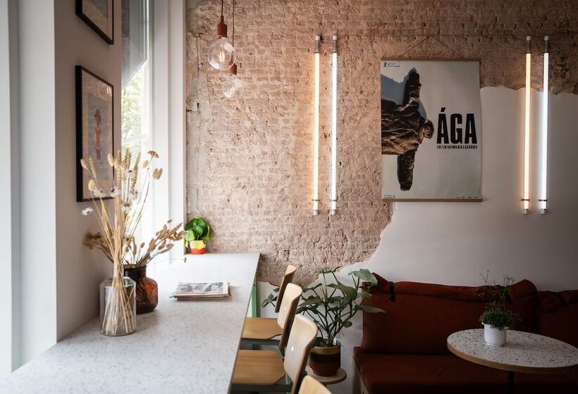 ホテル Will & Tate City Stay