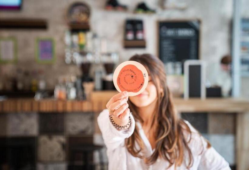 호텔 Will & Tate City Stay