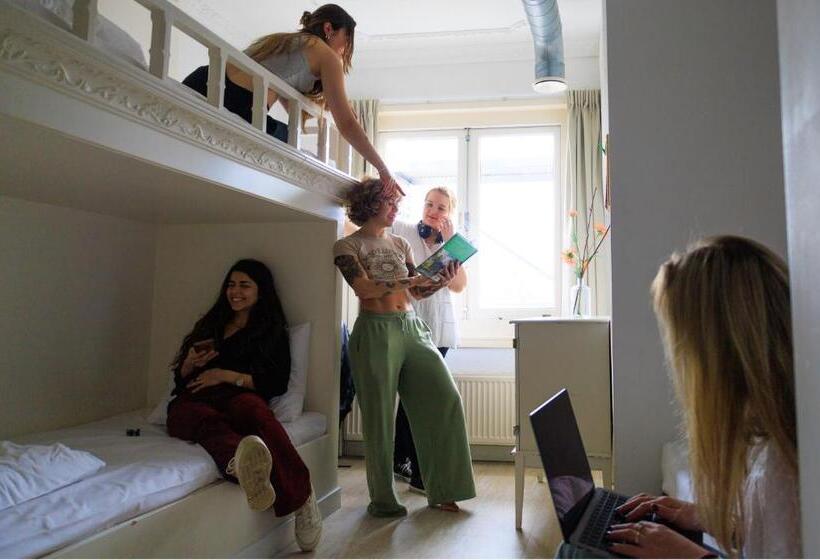 ホテル Will & Tate City Stay