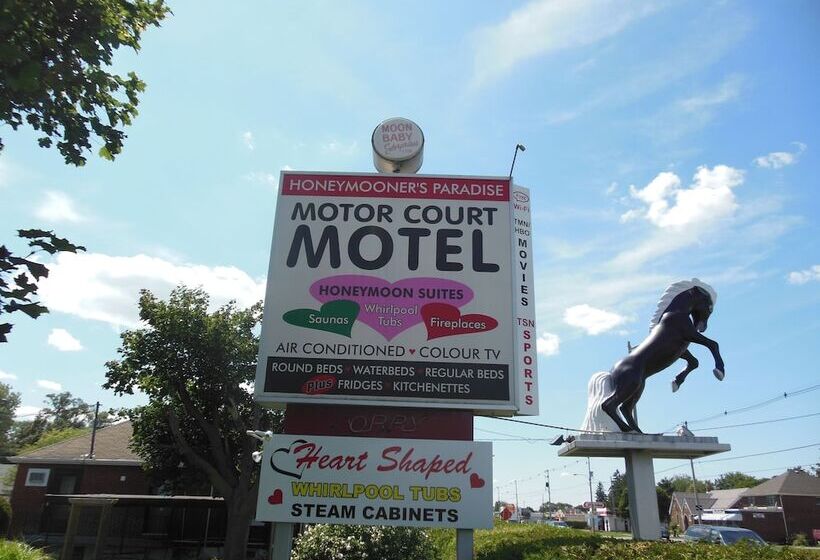Motor Court Motel