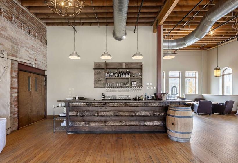 The Arlington Hotel   Bw Signature Collection