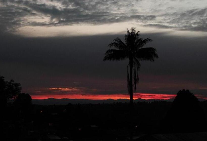 تختخواب و صبحانه Casa Pachamama