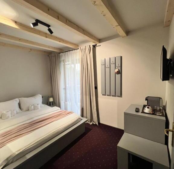 Bed and Breakfast Garden Retreat