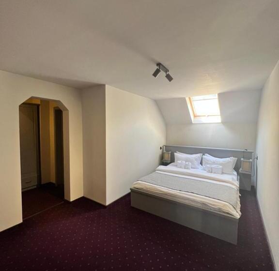 Bed and Breakfast Garden Retreat