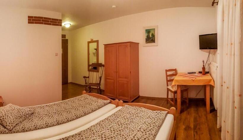 צימר Horizont Panzio