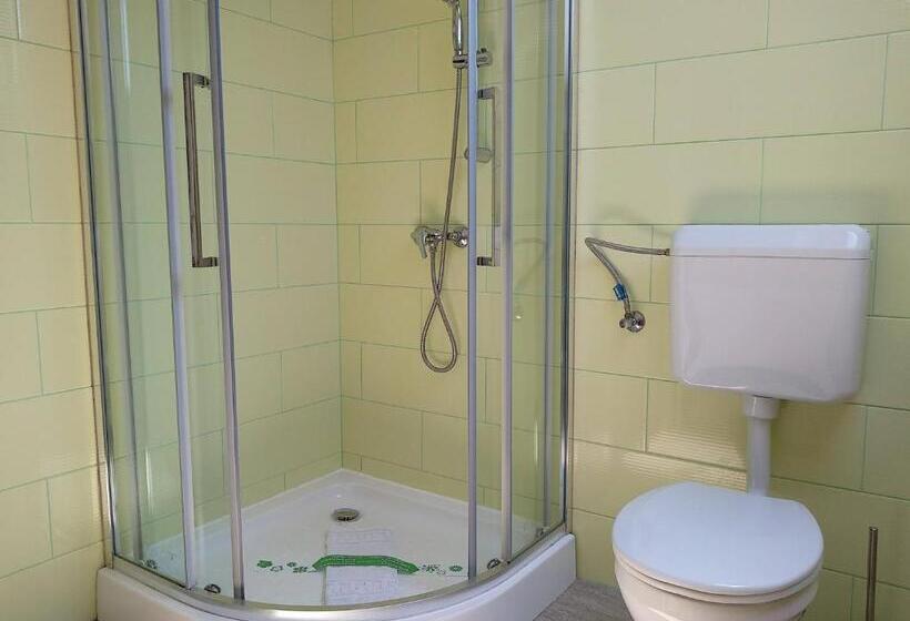 ベッドアンドブレックファースト Kolpinghaus