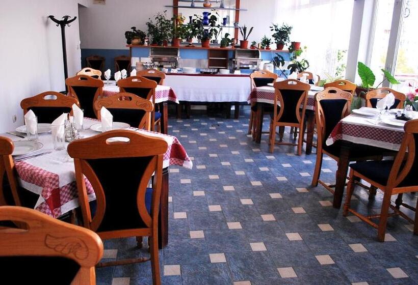 住宿加早餐 Vila Meteor